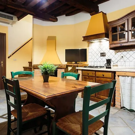 Lantgård Il Doccino Riparbella